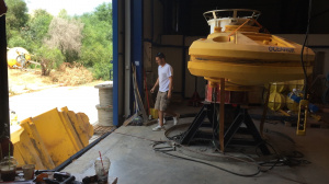 Extensive repairs on a Wavescan buoy