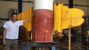 Extensive repairs on a Wavescan buoy